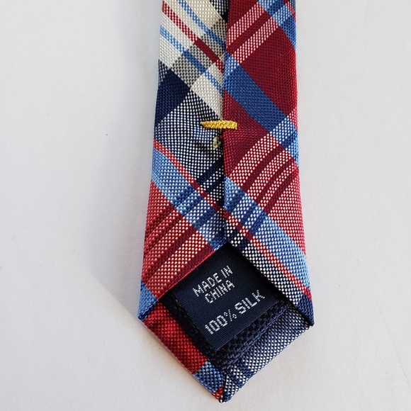Nautica Silk Red White Blue Tie new without tags - Picture 4 of 4